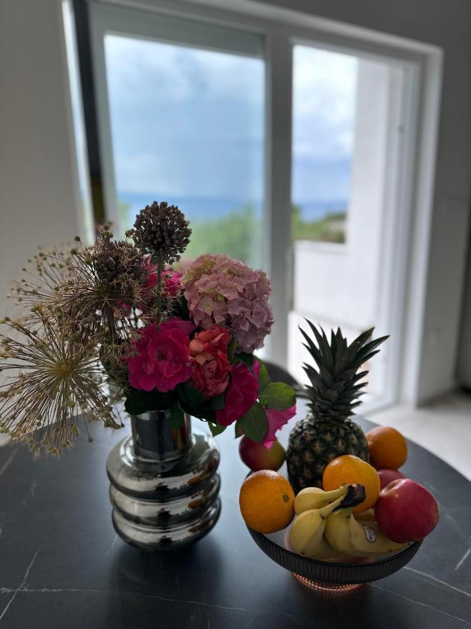 Olive View Apartment Brela Extérieur photo